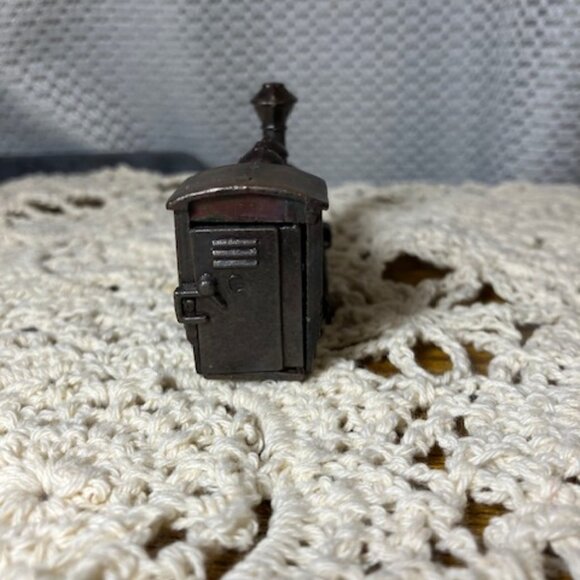 Old Brass Steam Locomotive Train‎ Pencil Sharpener - Picture 4 of 7